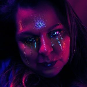 Meet your Posher, Sheila